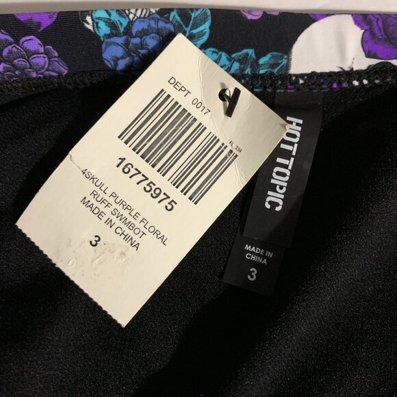 Hot Topic Swimsuit Swim Bottom High Waist Brief Skull Floral Ruffle Black Plus 3 - Picture 5 of 5